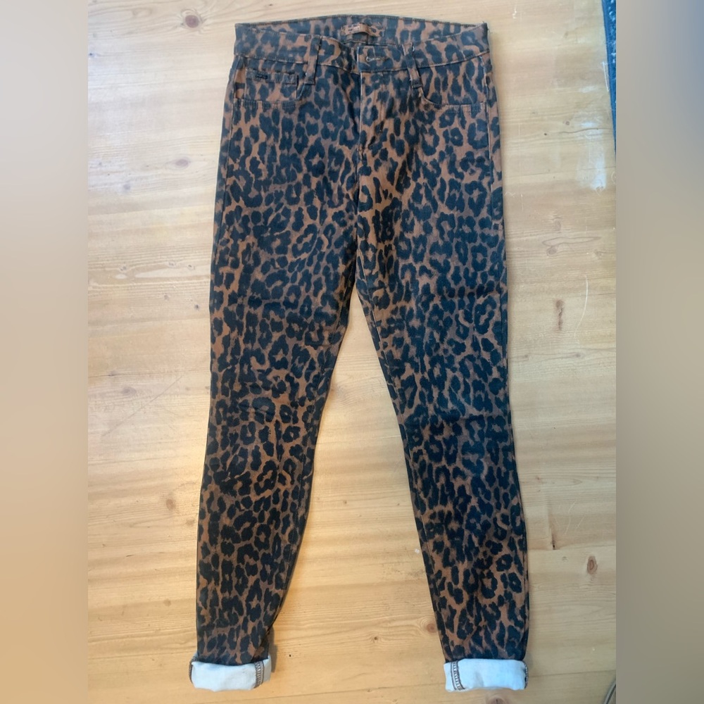 Leopard Print Jeans 🐆